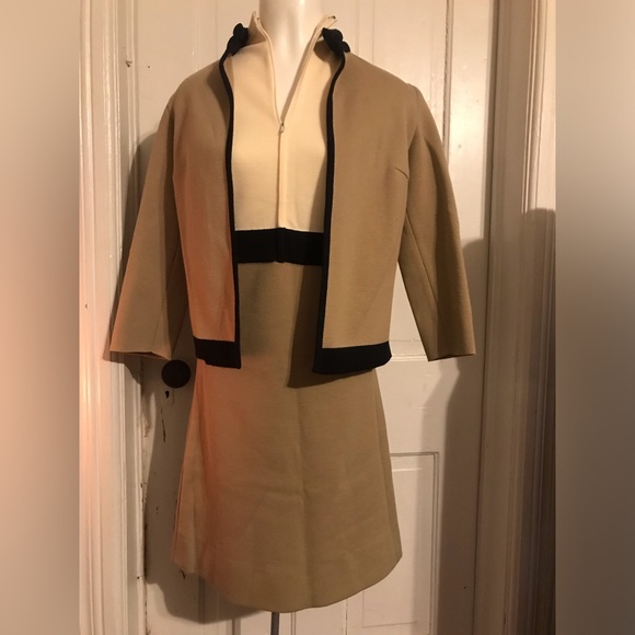 Vtg. 2 pc. Formal dress by: Banff LTD knits in fashion. Size: 8 Made in Italy. - Picture 10 of 16